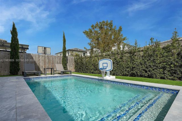 13367 SW 285th St, Homestead, FL 33033