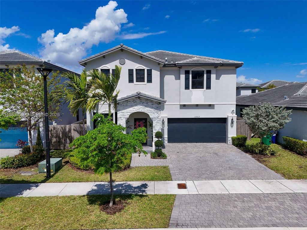 13367 SW 285th St, Homestead, FL 33033