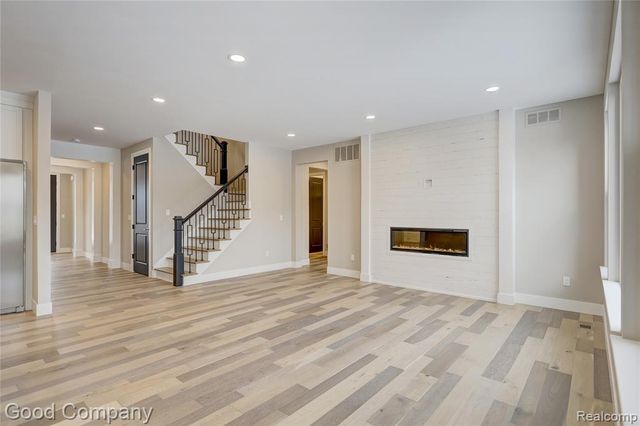 2418 Shenandoah Drive, Royal Oak, MI 48073