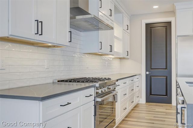 2418 Shenandoah Drive, Royal Oak, MI 48073