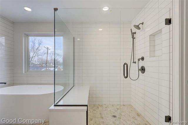 2418 Shenandoah Drive, Royal Oak, MI 48073