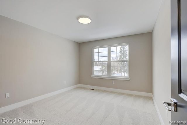 2418 Shenandoah Drive, Royal Oak, MI 48073