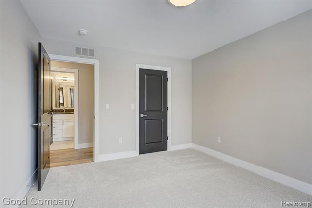 2418 Shenandoah Drive, Royal Oak, MI 48073