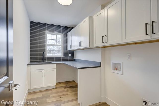 2418 Shenandoah Drive, Royal Oak, MI 48073