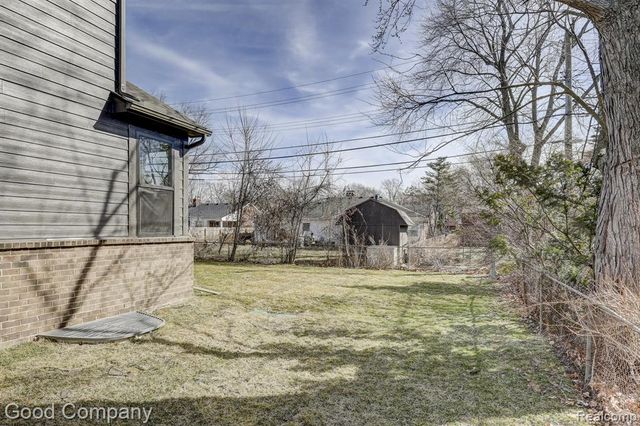 2418 Shenandoah Drive, Royal Oak, MI 48073