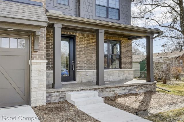 2418 Shenandoah Drive, Royal Oak, MI 48073