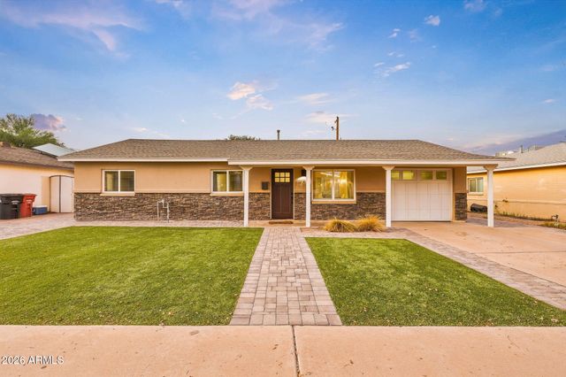 7702 E PINCHOT Avenue, Scottsdale, AZ 85251