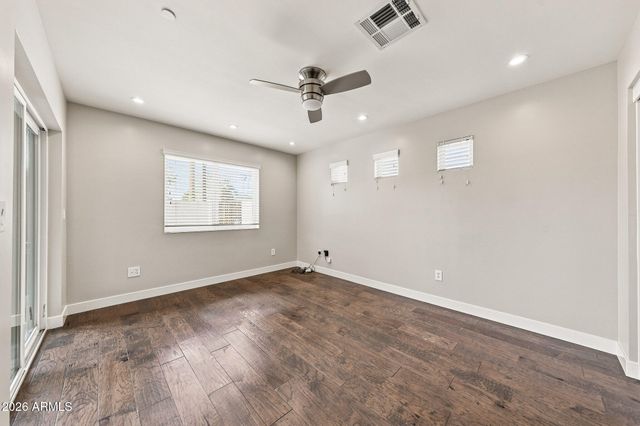 7702 E PINCHOT Avenue, Scottsdale, AZ 85251
