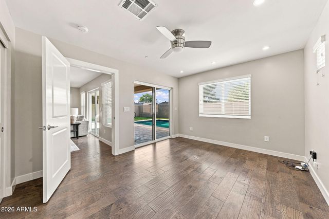 7702 E PINCHOT Avenue, Scottsdale, AZ 85251