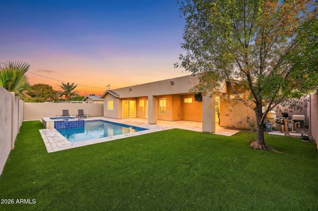 7702 E PINCHOT Avenue, Scottsdale, AZ 85251