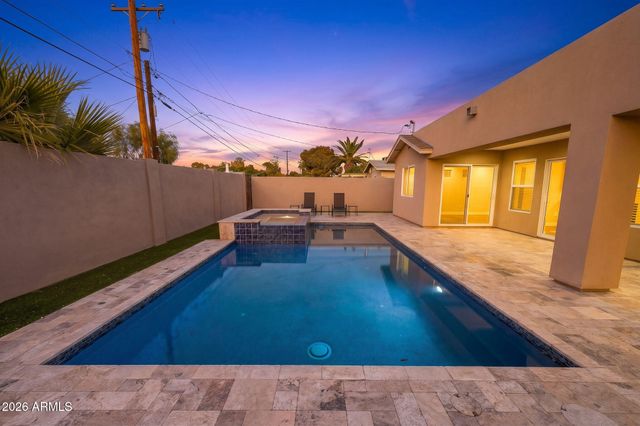 7702 E PINCHOT Avenue, Scottsdale, AZ 85251