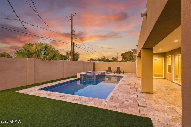 7702 E PINCHOT Avenue, Scottsdale, AZ 85251
