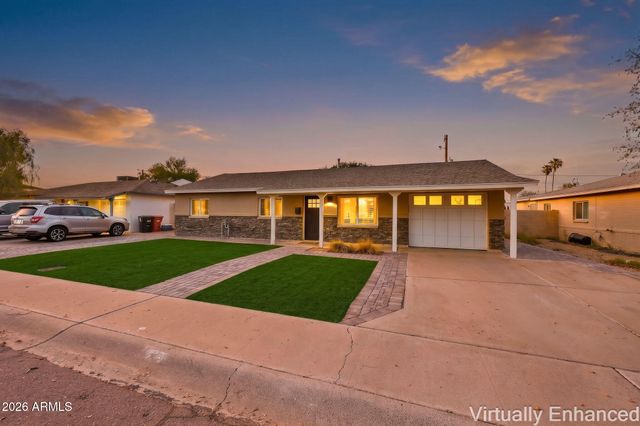 7702 E PINCHOT Avenue, Scottsdale, AZ 85251
