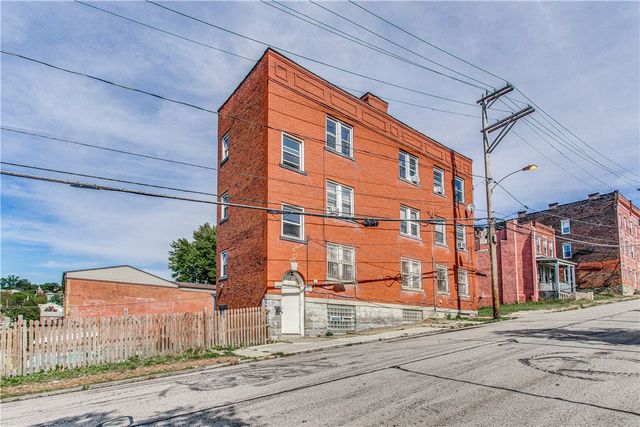 2029 Rose St, Hill District, PA 15219