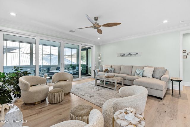 434 Settlers Lane, Kure Beach, NC 28449