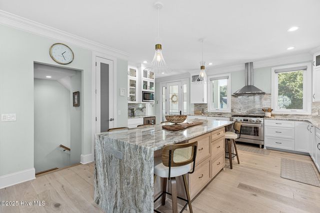 434 Settlers Lane, Kure Beach, NC 28449