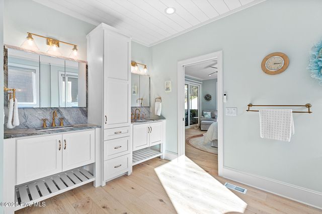 434 Settlers Lane, Kure Beach, NC 28449