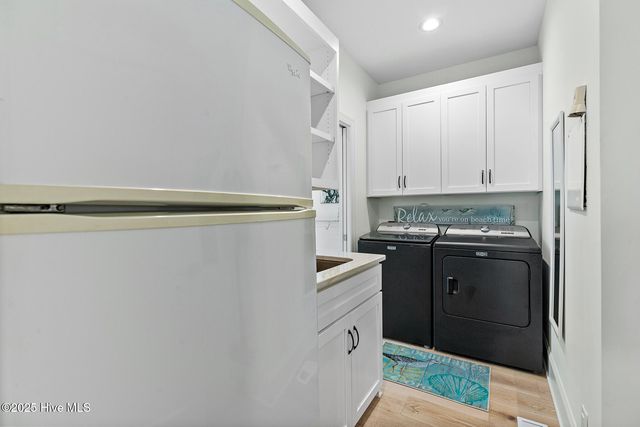 434 Settlers Lane, Kure Beach, NC 28449