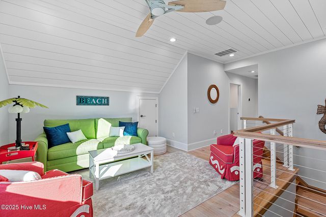 434 Settlers Lane, Kure Beach, NC 28449