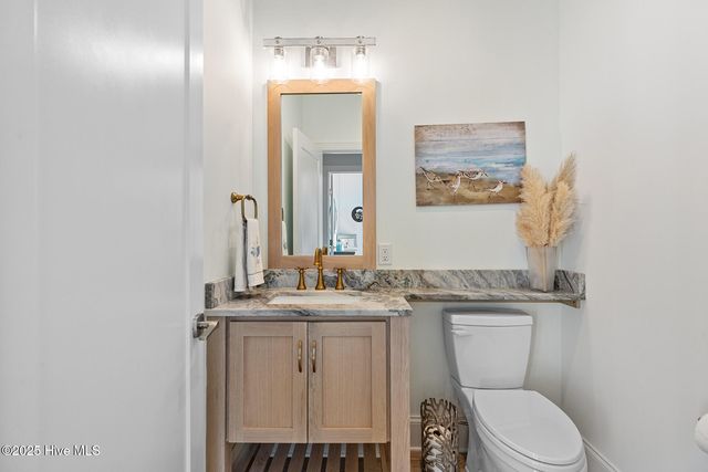 434 Settlers Lane, Kure Beach, NC 28449