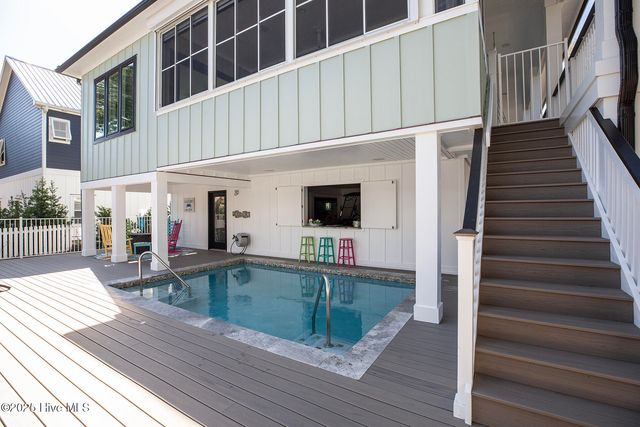 434 Settlers Lane, Kure Beach, NC 28449