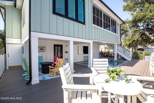 434 Settlers Lane, Kure Beach, NC 28449