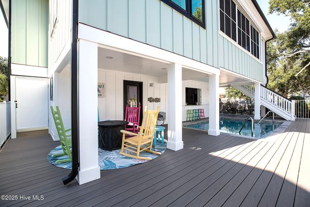 434 Settlers Lane, Kure Beach, NC 28449