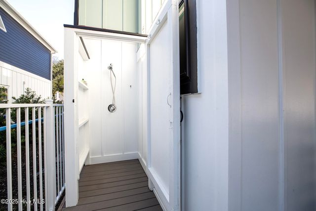 434 Settlers Lane, Kure Beach, NC 28449