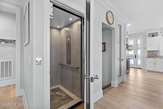 434 Settlers Lane, Kure Beach, NC 28449