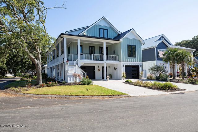 434 Settlers Lane, Kure Beach, NC 28449
