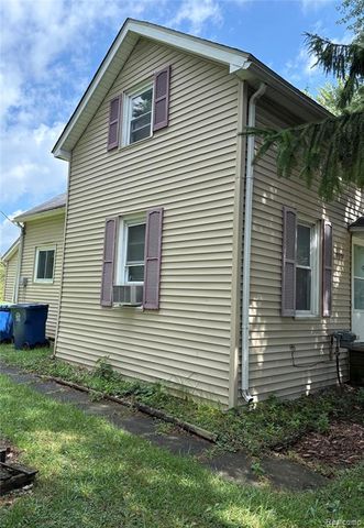 2234 Shattuck Road, Saginaw, MI 48603