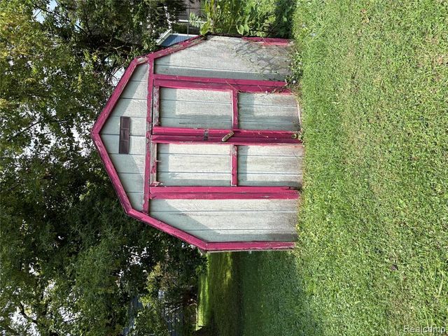 2234 Shattuck Road, Saginaw, MI 48603