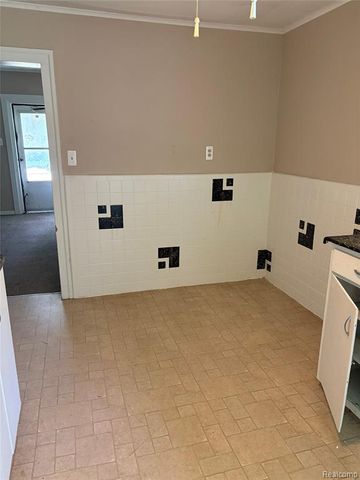 2234 Shattuck Road, Saginaw, MI 48603