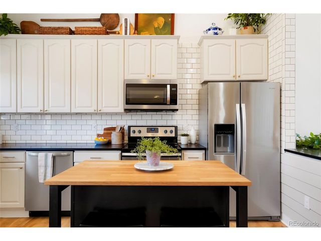 15672 Greenstone Ln, Parker, CO 80134