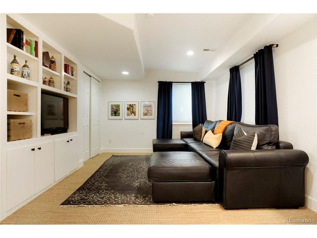 15672 Greenstone Ln, Parker, CO 80134