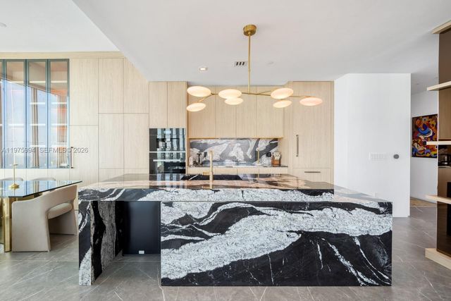 2900 NE 7th Avenue UPH-4602, Miami, FL 33137
