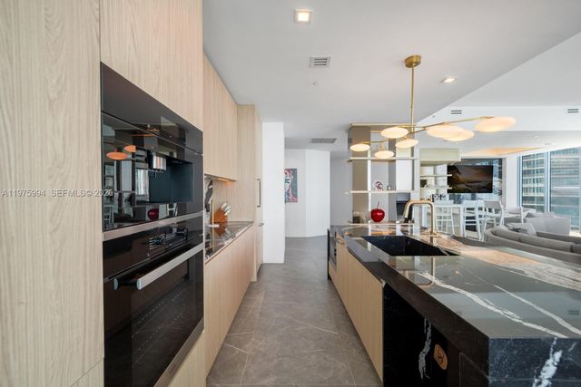 2900 NE 7th Avenue UPH-4602, Miami, FL 33137