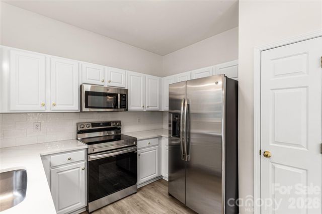 12819 Matisse Lane, Charlotte, NC 28215