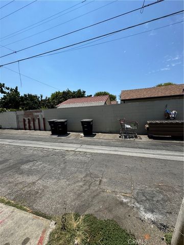 5720 E Beverly, East Los Angeles, CA 90022