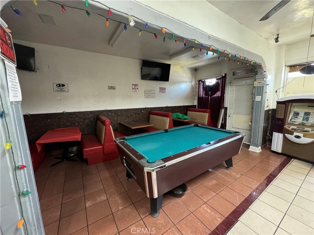 Image 2 of property listing at 5720 E Beverly, East Los Angeles, CA 90022