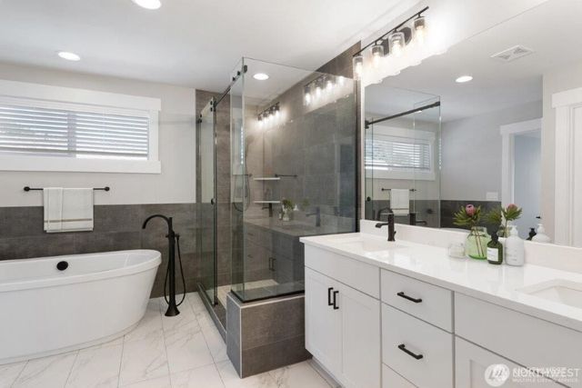 7544 S 129th Place, Seattle, WA 98178