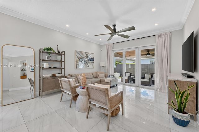 14940 NW 89th Avenue, Miami Lakes, FL 33018