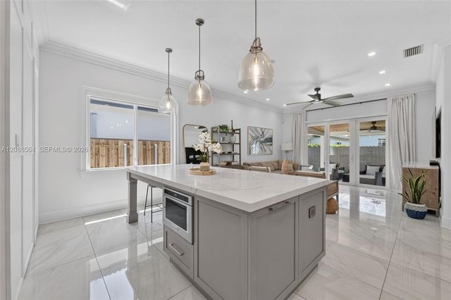 14940 NW 89th Avenue, Miami Lakes, FL 33018