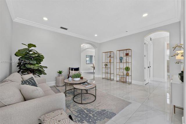 14940 NW 89th Avenue, Miami Lakes, FL 33018