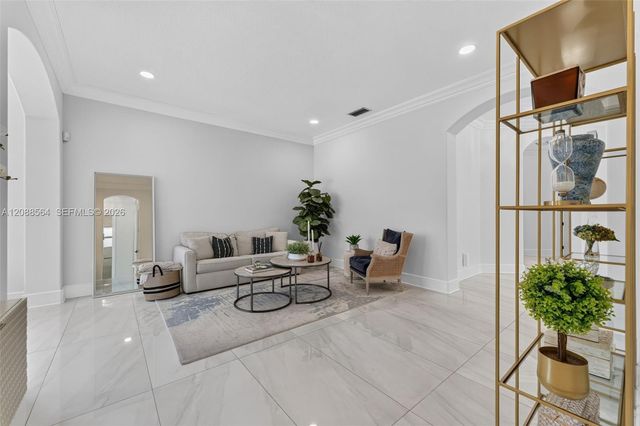 14940 NW 89th Avenue, Miami Lakes, FL 33018
