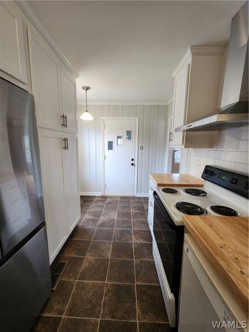 2502 5th E, Tuscaloosa, AL 35401