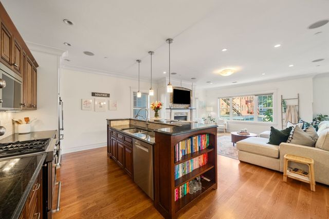 161 Tudor 1, Boston, MA 02127