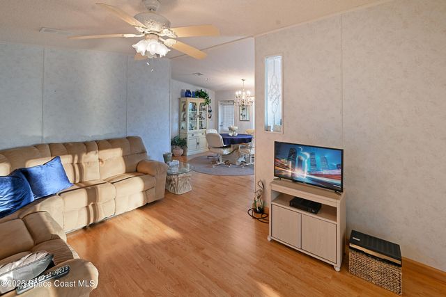 1356 Turkey Creek Drive NE, Palm Bay, FL 32905