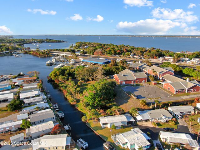 1356 Turkey Creek Drive NE, Palm Bay, FL 32905