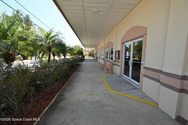 1356 Turkey Creek Drive NE, Palm Bay, FL 32905